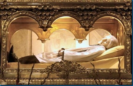 Jenazah jenazah yang di awetkan 05 Jenazah jenazah yang di awetkan 05