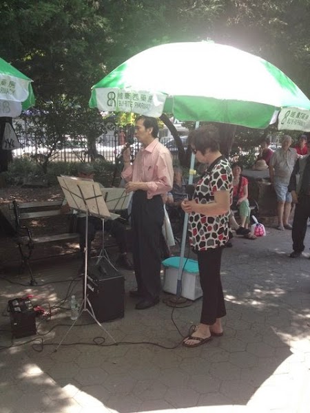 Chinese opera Columbus Park Tur culinar New York: Chinese opera Columbus Park