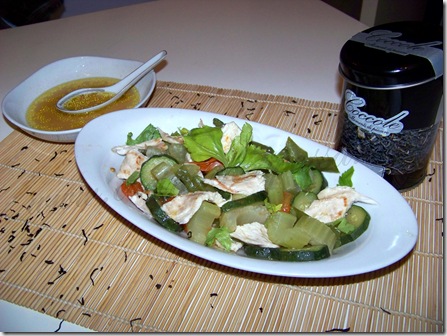 petti di pollo cotti al vapore con te nero zucchine peperoni sedano (24)