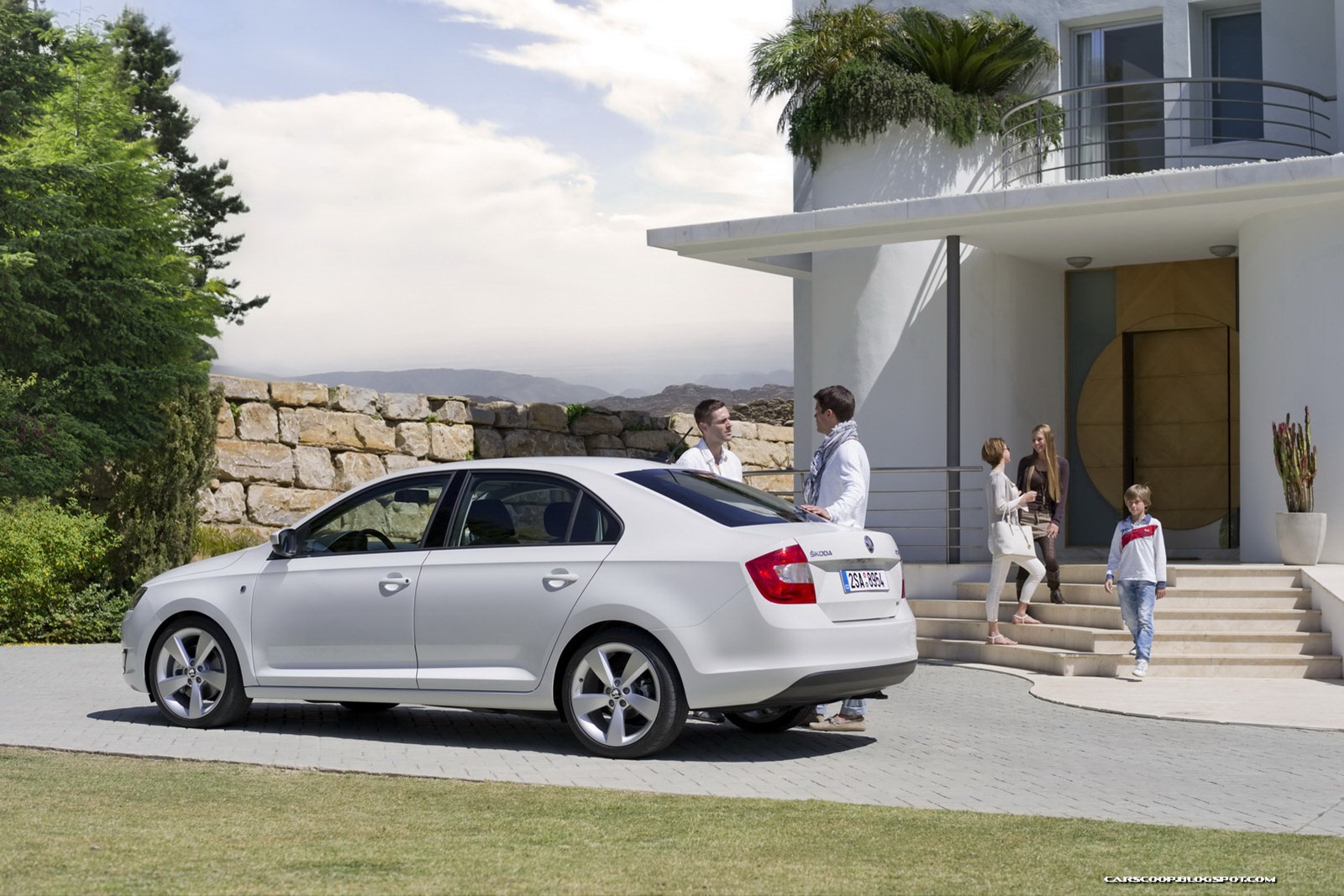 [2013-Skoda-Rapid-44%255B2%255D.jpg]