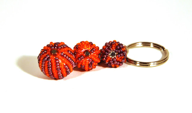 KEY CHAIN of Zulu Glass Beads. Czech hand beaded glass. This color 