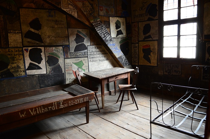 [universityprison22.jpg]