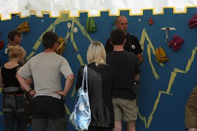 Ed Chard instructing a workshop on bomb-proof anchors.