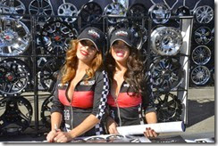 Hot Girls in The SEMA Show Pictures (3)