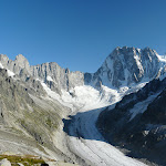 Le glacier de Leschaux domin� par les Grandes Jorasses