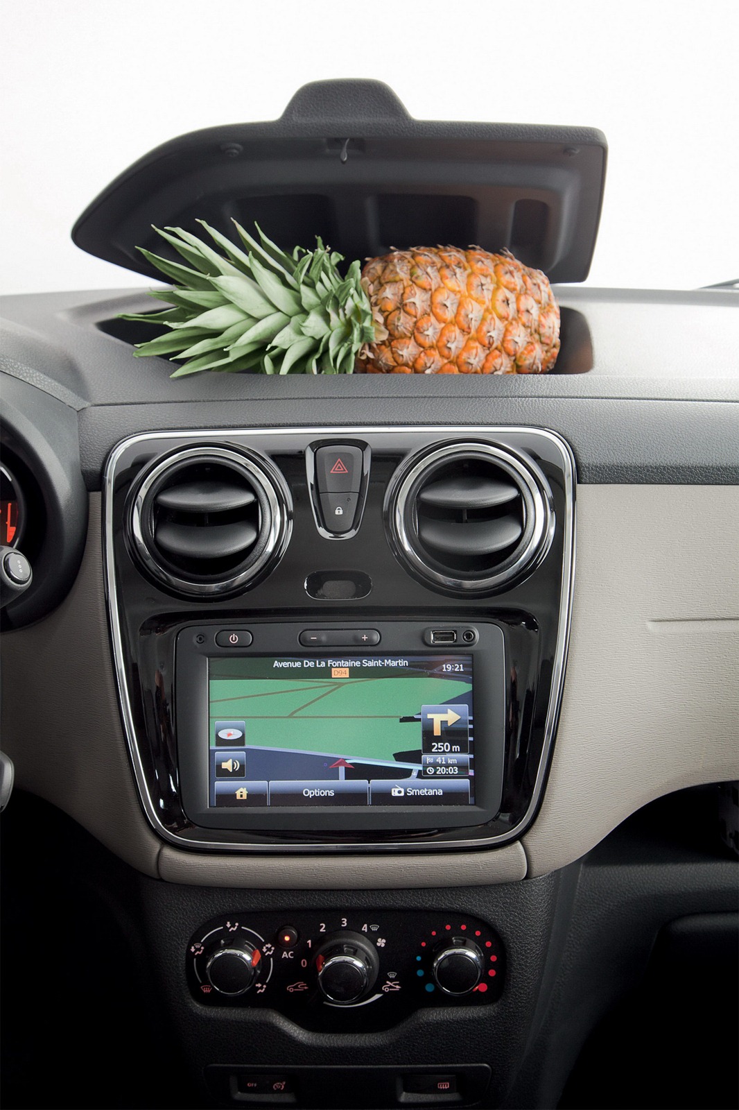 Dacia-Lodgy-44%5B2%5D.jpg