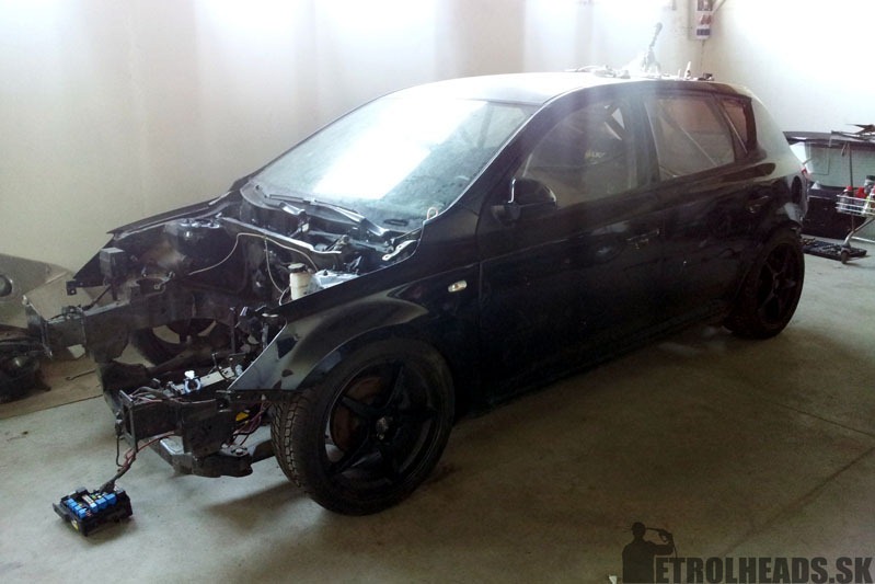 [Kia-Ceed-RWD_2%255B3%255D.jpg]