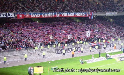 2003-11-01_lyon-nice_echarpes_n_cp.JPG