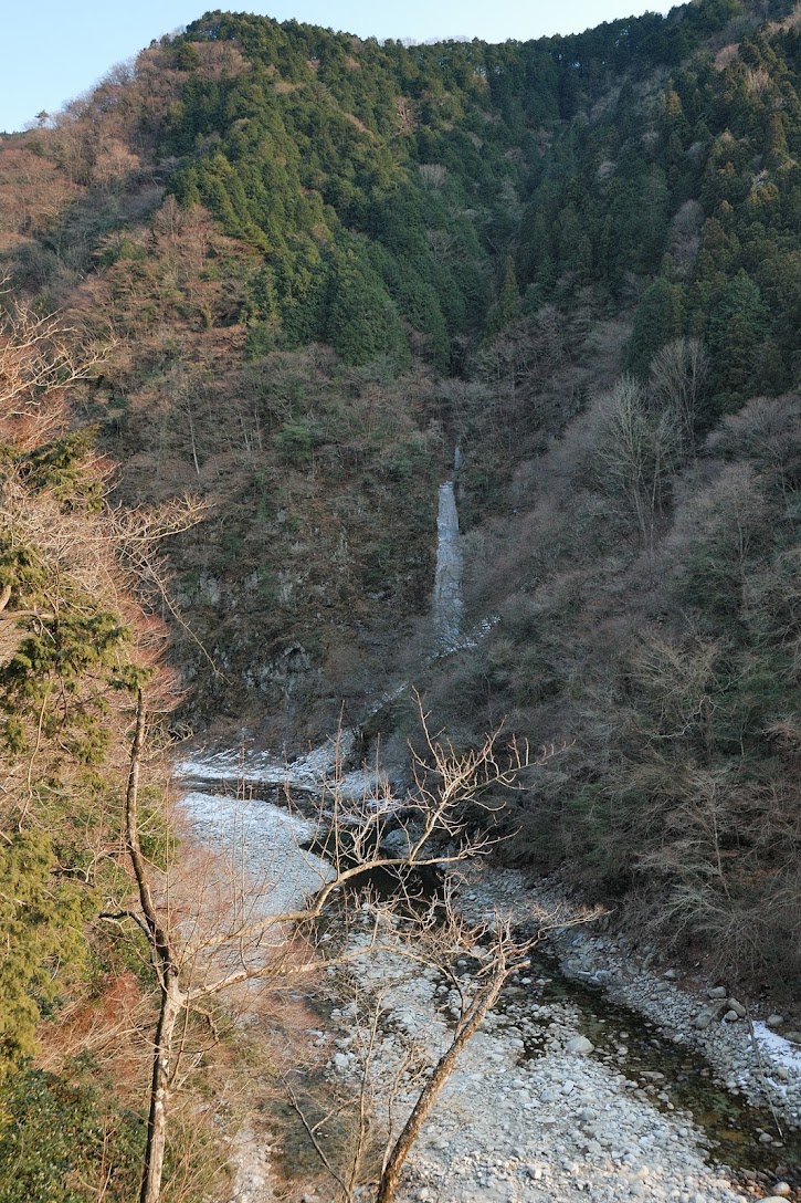上村川支流の氷瀑?