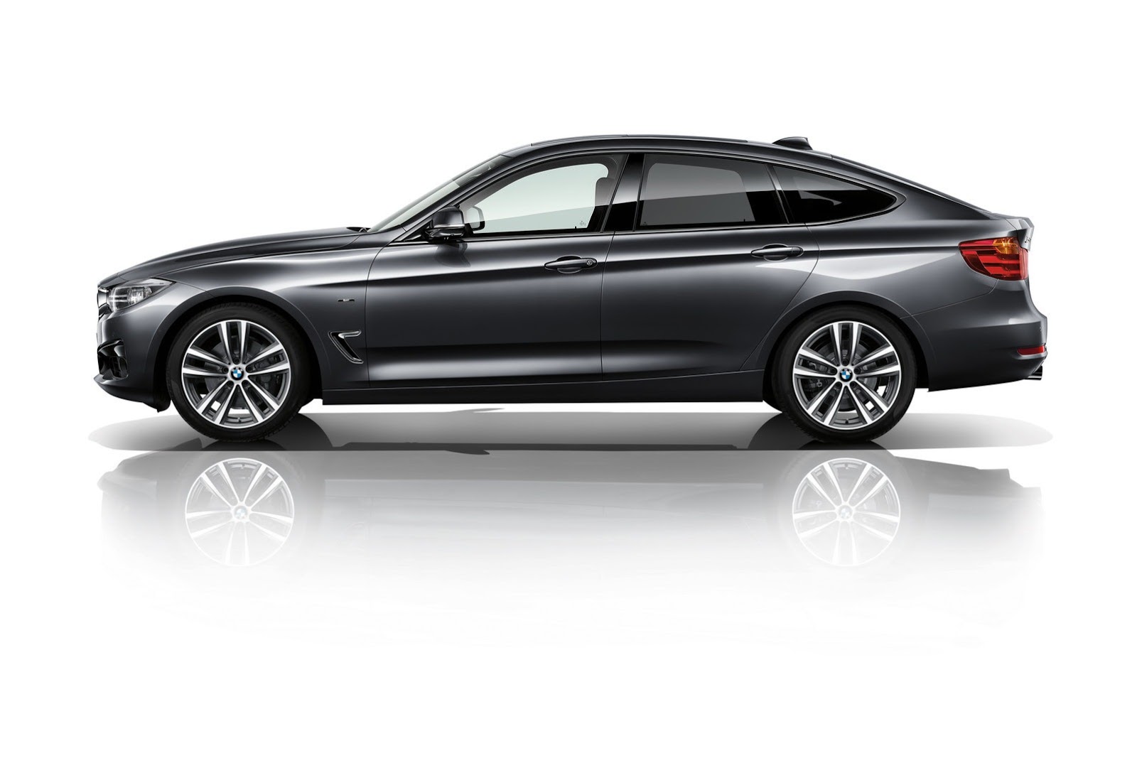 [BMW-3-GT-CarScooP71%255B2%255D.jpg]