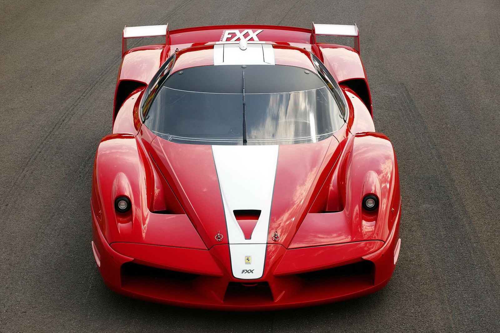[Ferrari-FXX-4%255B4%255D.jpg]