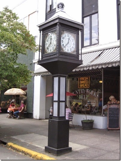 IMG_7782 Lumberman's Bank Clock in Longview, Washington on July 28, 2007