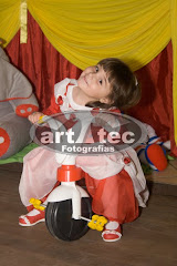 Álbum de fotos de LAURA. Fotografias da Art Tec Fotografias que faz fotos de casamento, fotos de festas, fotos de eventos sociais, fotos de aniversário, fotos de formatura, fotojornalismo, ensaios fotográficos, fotos de estúdio, book fotográfico e outros serviços fotográficos em Pelotas, RS, e outras cidades do Rio Grande do Sul. Album (digital) de fotos de LAURA. Fotografias digitais da Art Tec Fotografias que faz fotos de casamento, fotos de festas, fotos de eventos sociais, fotos de aniversário, fotos de formatura, fotojornalismo, ensaios fotográficos, fotos de estúdio, book fotográfico e outros serviços fotográficos em Pelotas, RS, e outras cidades do Rio Grande do Sul. fotos casamento de pelotas rs para noivas casamentos rio grande do sul foto fotografia desenhos convite modelos bolo artístico arranjos mesa