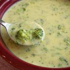 Cheesy Broccoli Soup