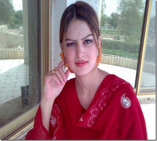 Pakistan_singer_Ghazala_Javed_1