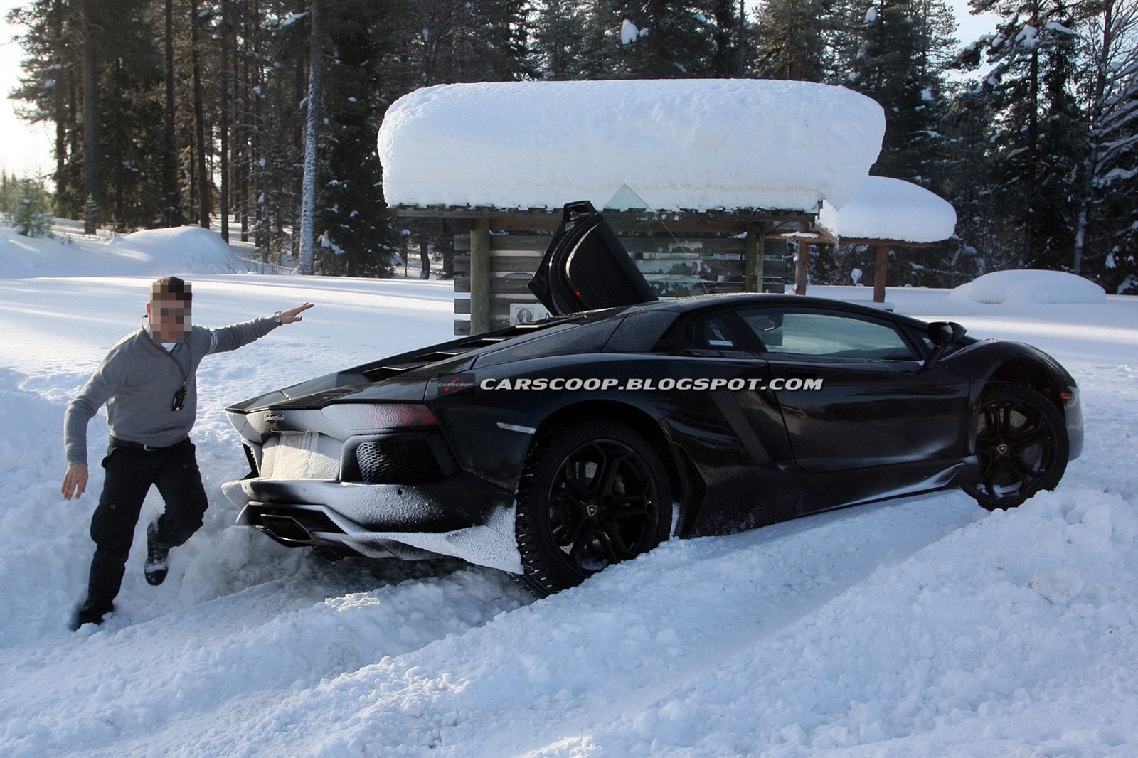 [Lamborghini-Aventador-LP700-4-Crash-17%255B3%255D.jpg]
