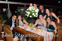 Fotos do evento Tatiane e Charles. Foto numero 3970 do estudio Foto Arte Digital, de Itaborai, RJ, que faz fotografia de casamentos (fotos de casamento), fotos de aniversario (fotografia de aniversario), fotos de 15 anos, fotos de criancas (fotografia infantil), fotos de eventos sociais, videos de casamento, videos de 15 anos, videos de making-of, videos de aniversario, video infantil (video de criancas) e videos de eventos sociais. Fotojornalismo e videojornalismo em Itaborai, RJ.