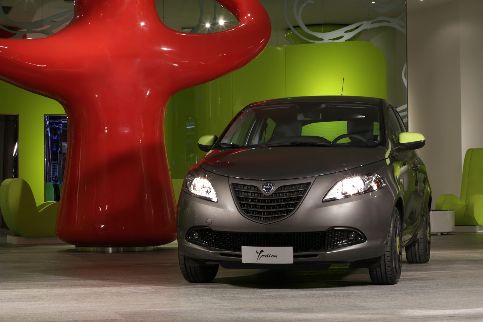 [Lancia-Ypsilon-Elefantino-6%255B2%255D.jpg]