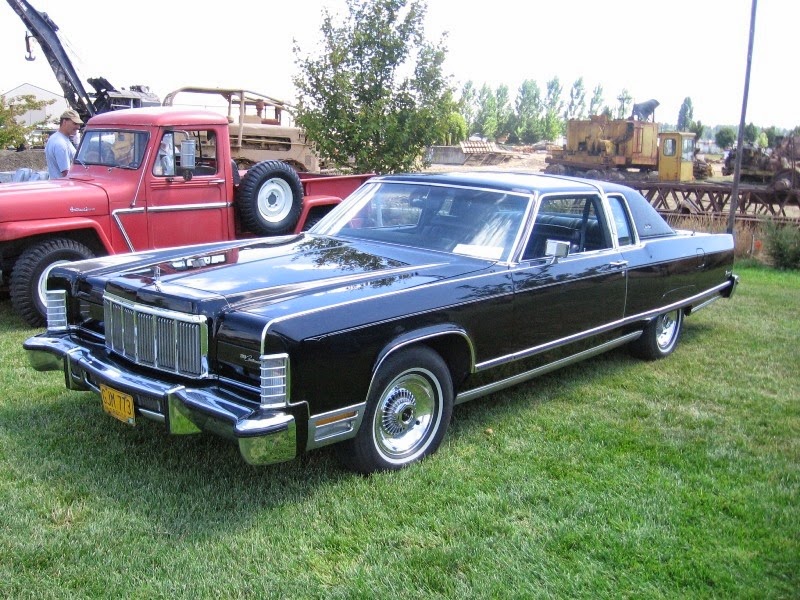 [IMG_8072-1974-1976-Lincoln-Continent.jpg]