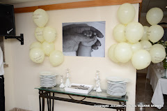 Fotos do evento Decoração do batizado Giulia. Foto numero 0331. Fotografia (fotografias) da fotógrafa profissional Suzane Sabbag, do Rio de Janeiro, RJ, que, usando o fotojornalismo, faz fotos de casamento (fotografia de casamento), fotos infantil (fotografia de crianças), fotos corportativas (fotografia empresarial), fotos de 15 anos (fotografia de 15 anos), fotos de bodas (fotografia de bodas), fotos de grávidas (fotografia de gestantes), fotos de aniversários (fotografia de aniversário), fotos de eventos sociais, fotos de festas e ensaios fotográficos. fotos casamento rio de janeiro video filmagem para rj noivas 15 anos festa infantil crianças aniversario infantis foto videos e fotógrafo decoracao aliança noivado escrever convite fazer doces