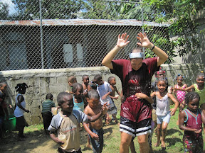Kristen sacrificed her dryness for the pleasure of the kids!