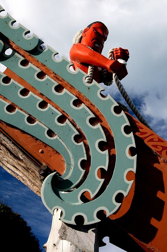 [Maori%2520carving%2520waka%2520Kaikoura%255B3%255D.jpg]