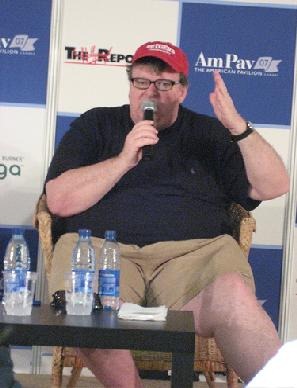 [michael_moore_seriously_fat3.jpg]