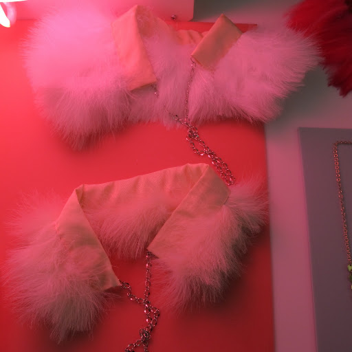 Aren't they chic?