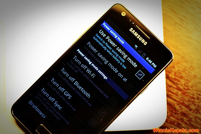 [2011-06-Samsung-Galaxy-S2-Review-097%255B1%255D.jpg]