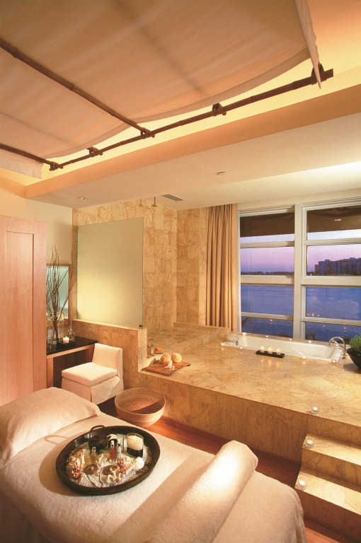 [spa_suite_8003.jpg]
