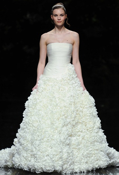 Pronovias 14