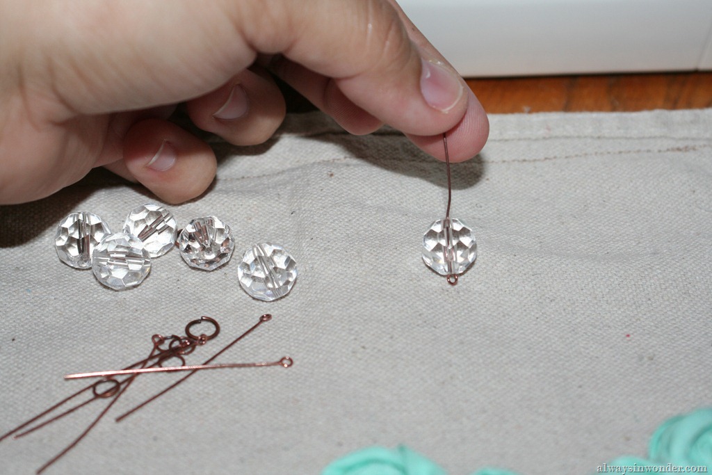 [how_to_make_rose_necklace_with_fabric%2520%252811%2529%255B14%255D.jpg]