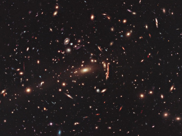 [aglomerado%2520de%2520estrelas%2520MACS%25201206%255B4%255D.jpg]