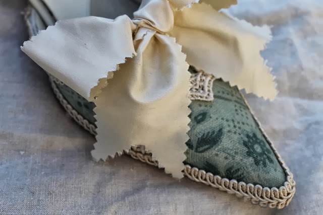 [18th%2520Century%2520Ensemble%2520Decor%2520To%2520Adore%2520118%255B3%255D.jpg]