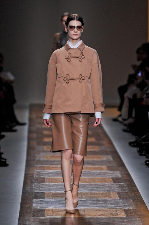 [valentino-autumn-fall-winter-2012-pfw17%255B3%255D.jpg]