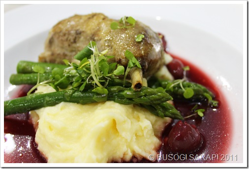 CONFIT DUCK WITH STAR ANISE SAUCE & MASH© BUSOG! SARAP! 2011