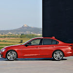2012 BMW 3-serie Sport Line 007.jpg