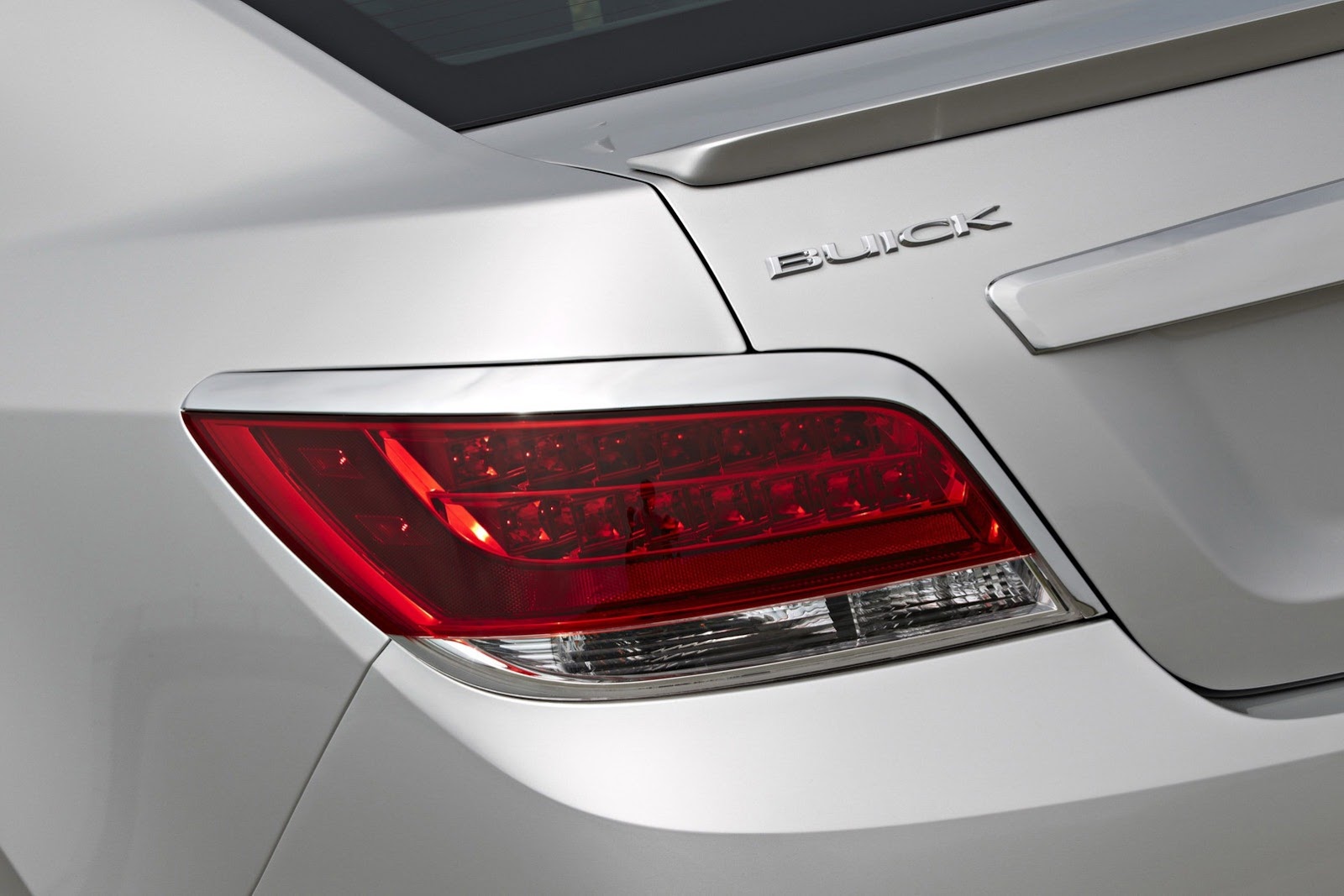 [2013-Buick-LaCrosse-004%255B2%255D.jpg]