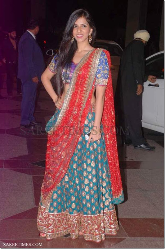 Nishika_Lulla_Red_Blue_Lehenga_Style_Saree