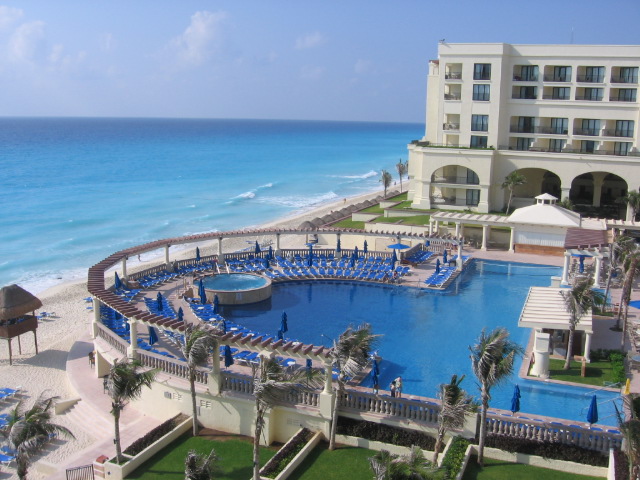 México: Cancún, la perla del Caribe creada solo para los turistas
