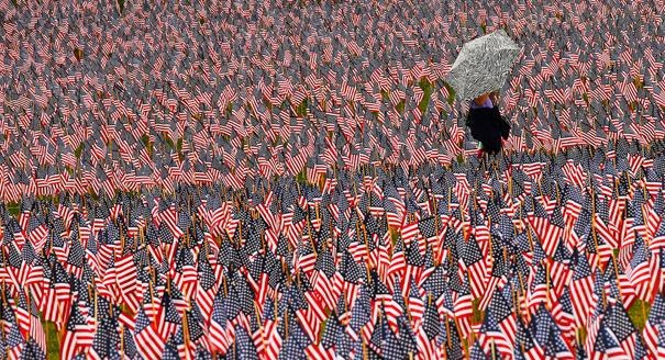 [american_flags_reuters4.jpg]