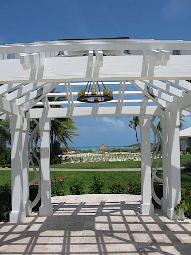 Won't this look beautiful once it's all decorated and Liz and Colin are standing underneath it?