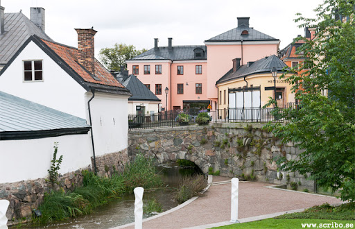 Kvarnbron med genomfarten och S:t Eriks gränd