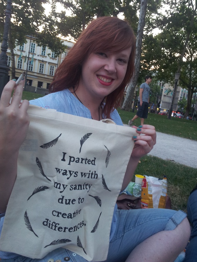 20130709_202323 Maruša with her 3 Ptice tote
