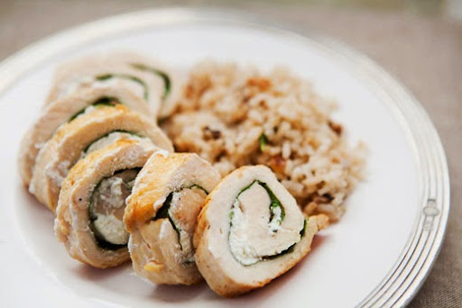 Chicken with Goat Cheese and Arugula (photo)