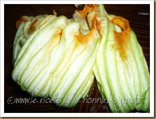 Caccavelle di Gragnano al profumo di salvia con cipolla di Tropea, zucchine e fiori di zucca (3)