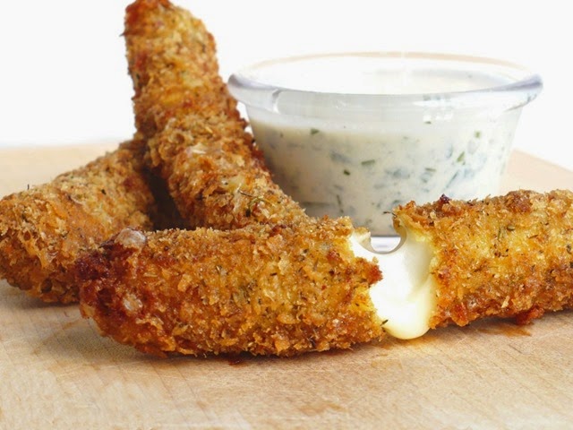 [Mozzarella-Sticks-with-Buttermilk-Dip-1024x768%255B4%255D.jpg]