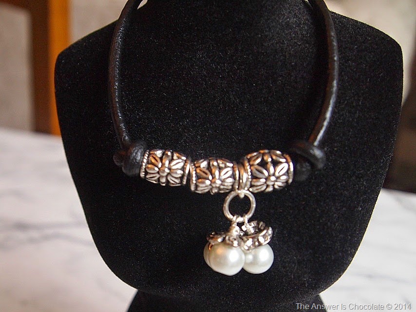 [Leather%2520and%2520Pearl%2520Bracelet%255B3%255D.jpg]