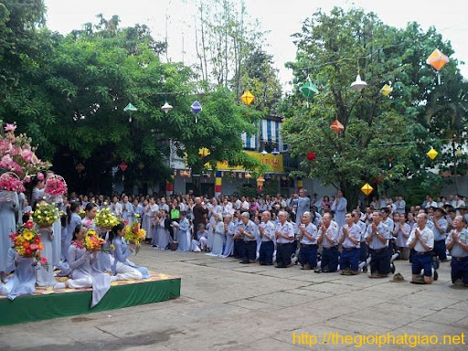 BHDTWThamDuPhatDan2556_06.jpg