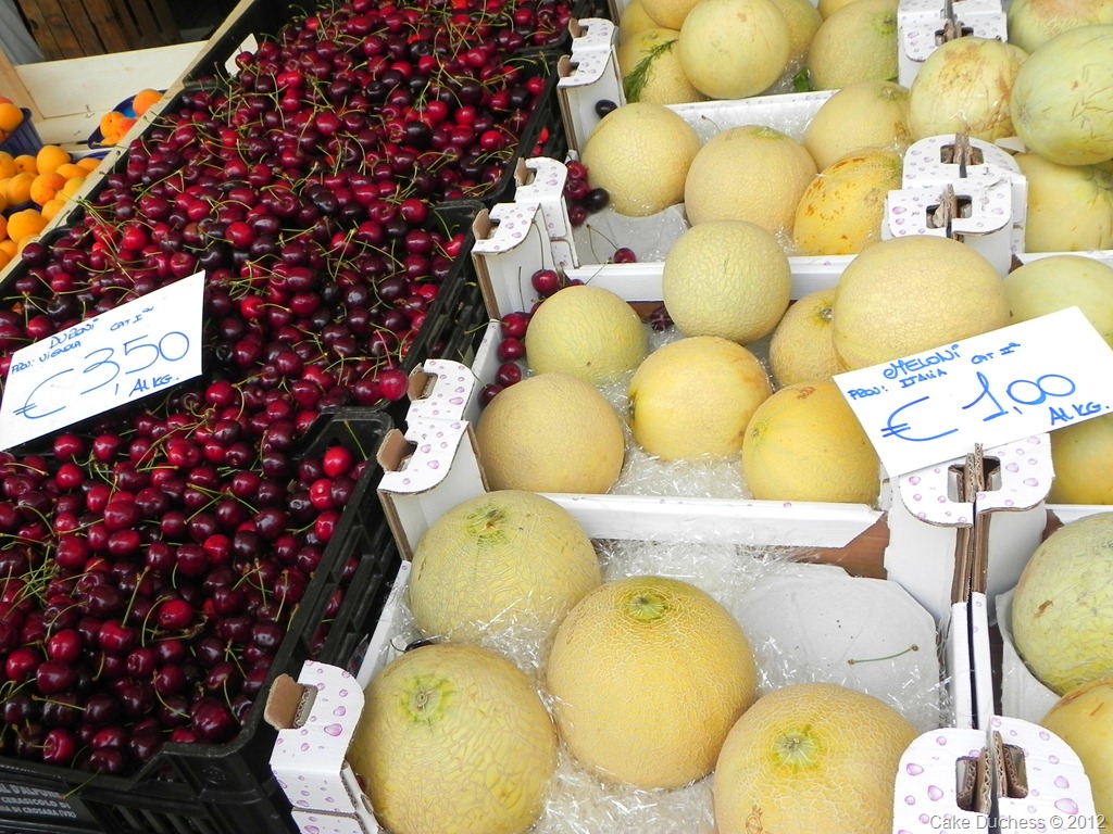 [il-mercato-5%255B1%255D.jpg&description=Il Mercato-Parte Uno (The Market)')]